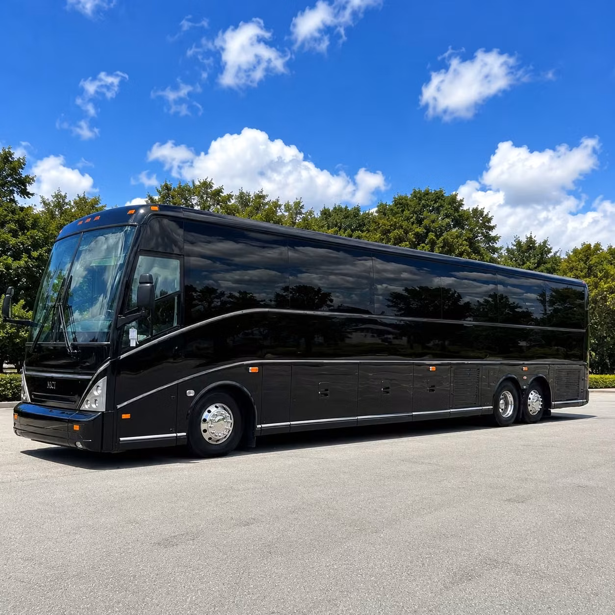 corporate shuttle services between north las vegas and the las vegas strip